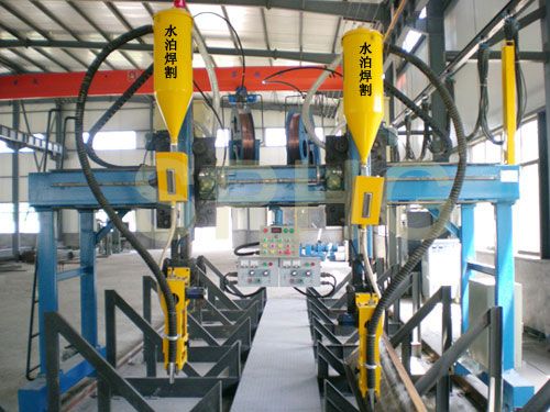 H型鋼焊接機(jī) H型鋼焊接機(jī)