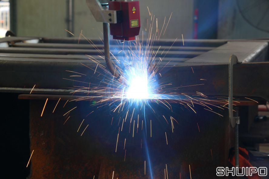 激光跟蹤自適應焊接 激光跟蹤自適應焊接