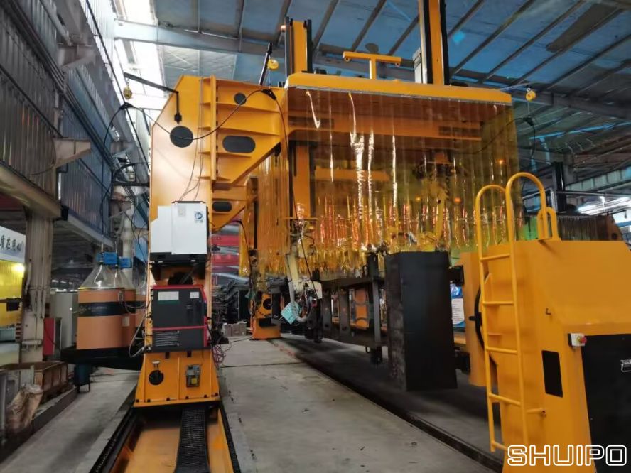 車架焊接機(jī)器人焊接工作站2 車架焊接機(jī)器人焊接工作站2